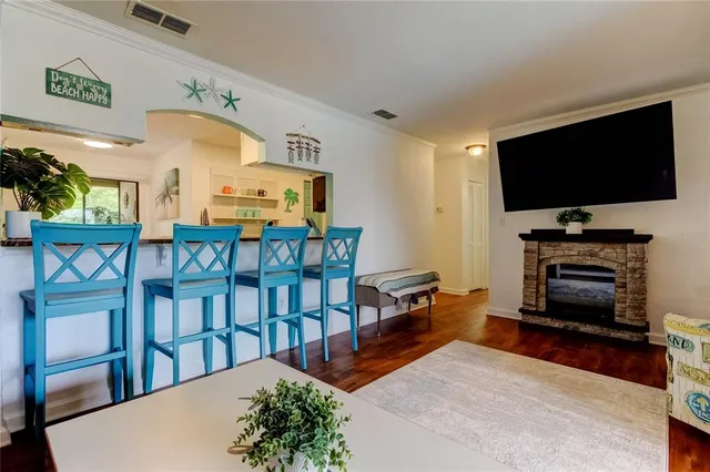 $2,400 | 12261 Sailwinds Drive, Unit 203, Largo, FL 33773