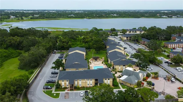 $2,400 | 12261 Sailwinds Drive, Unit 203, Largo, FL 33773