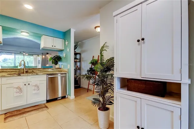 $2,400 | 12261 Sailwinds Drive, Unit 203, Largo, FL 33773