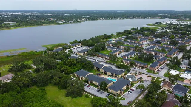 $2,400 | 12261 Sailwinds Drive, Unit 203, Largo, FL 33773