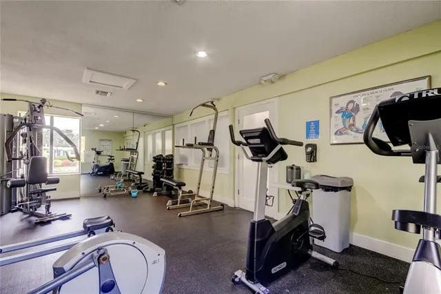 $2,400 | 12261 Sailwinds Drive, Unit 203, Largo, FL 33773