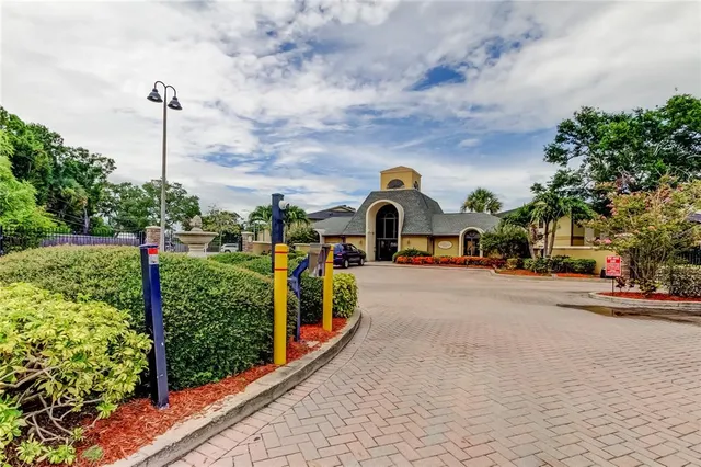 $2,400 | 12261 Sailwinds Drive, Unit 203, Largo, FL 33773