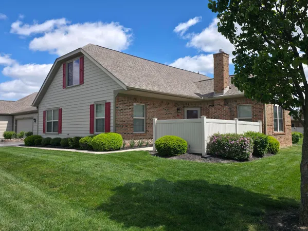 $304,900 | 2609 Landings Way, Unit 29, Grove City, OH 43123