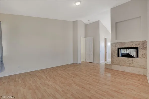 $2,995 | 2554 Regency Cove Court, Las Vegas, NV 89121