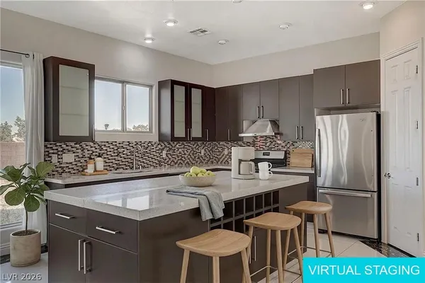 $2,995 | 2554 Regency Cove Court, Las Vegas, NV 89121