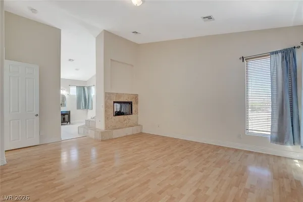 $2,995 | 2554 Regency Cove Court, Las Vegas, NV 89121