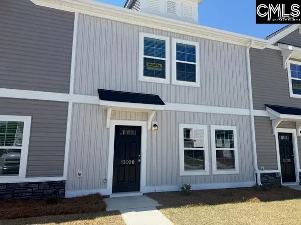 $179,900 | 1309 Crosshill Court, Unit B, Camden, SC 29020