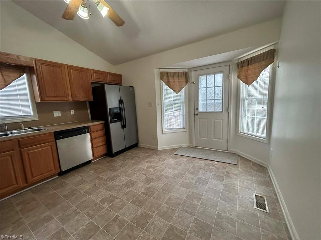 4715 Beckel Road Winston-Salem, NC 27127 - Photo 7 of 22