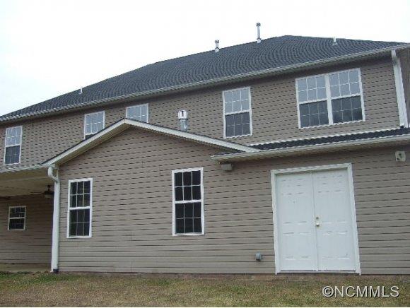 319 Wildbriar Road Fletcher, NC 28732 - Photo 2 of 6