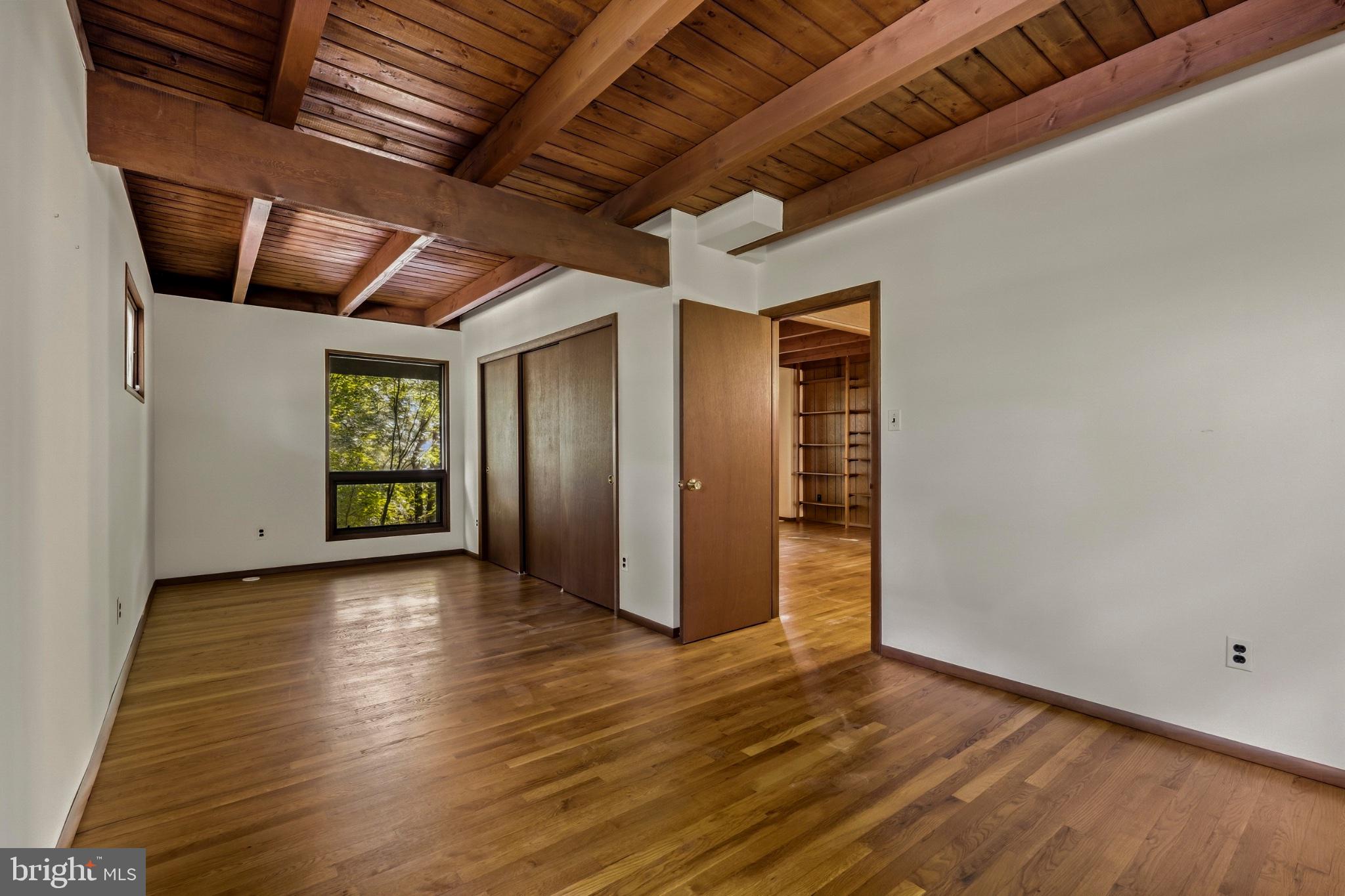 500 Walker Road Great Falls, VA 22066 - Photo 72 of 74 Gallery Image 72