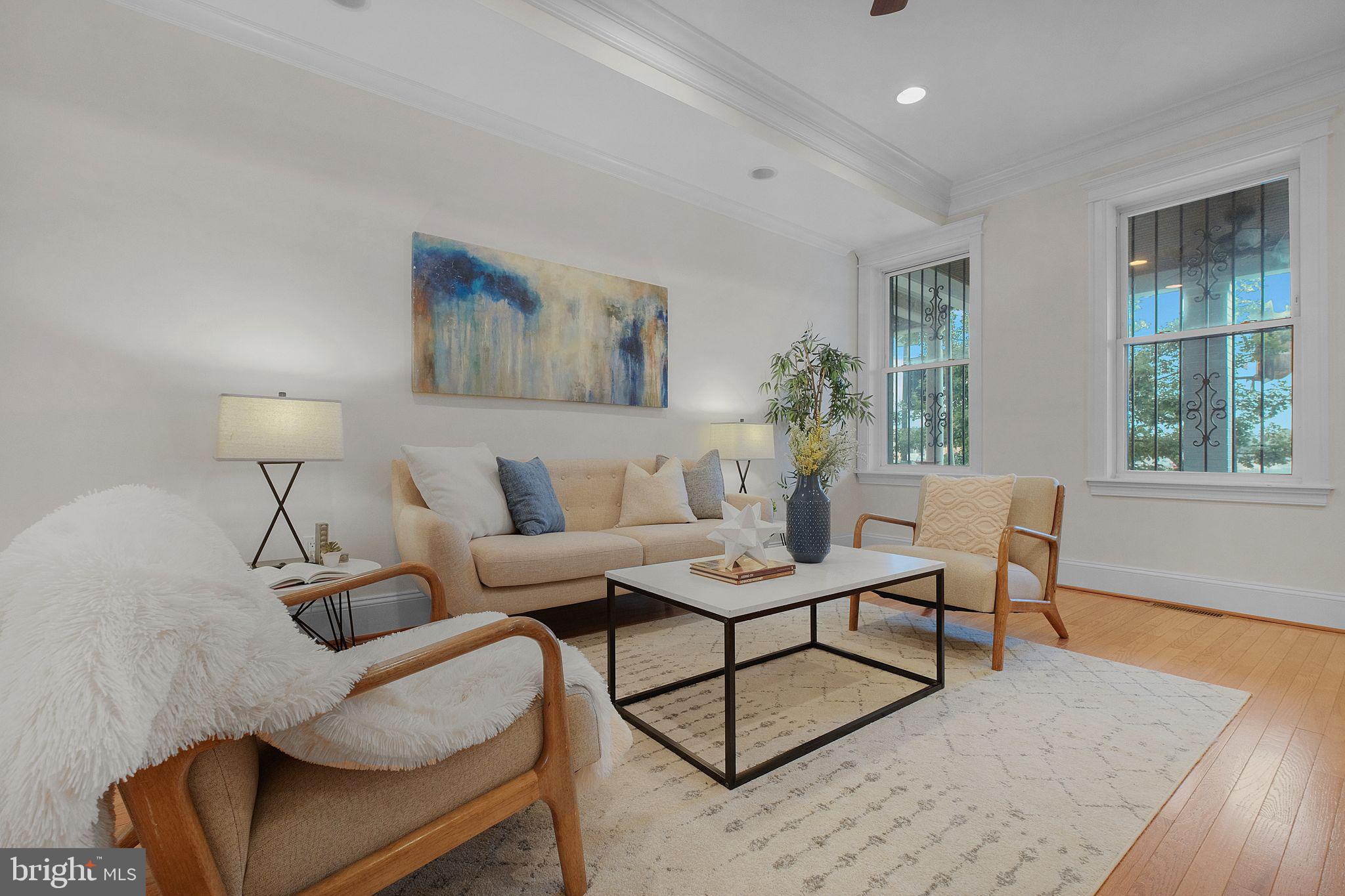 2803 North Capitol Street Northeast Washington, DC 20002 - Photo 14 of 37 High Ceilings w/ Detailed Molding