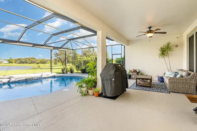 a view of a living room