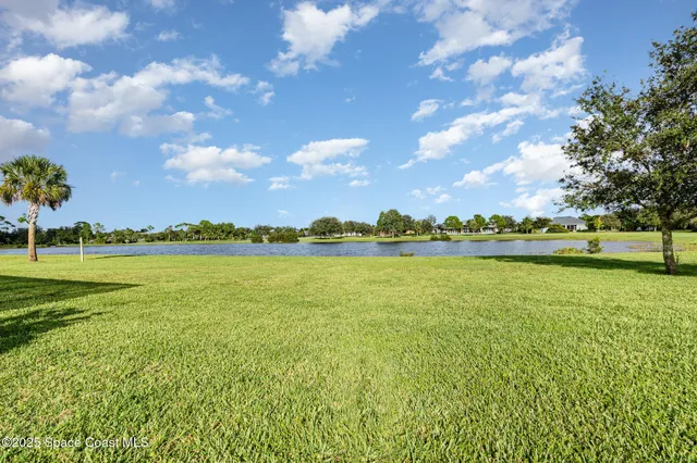 a picture of floor plan