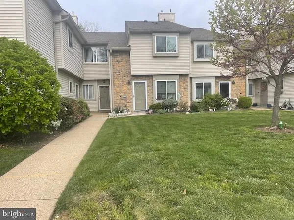 $2,300 | 14 Chatham Court, East Windsor, NJ 08520