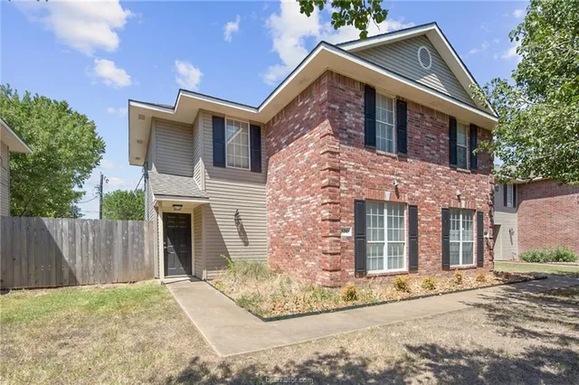 $2,200 | 1210 Oney Hervey Drive, College Station, TX 77840