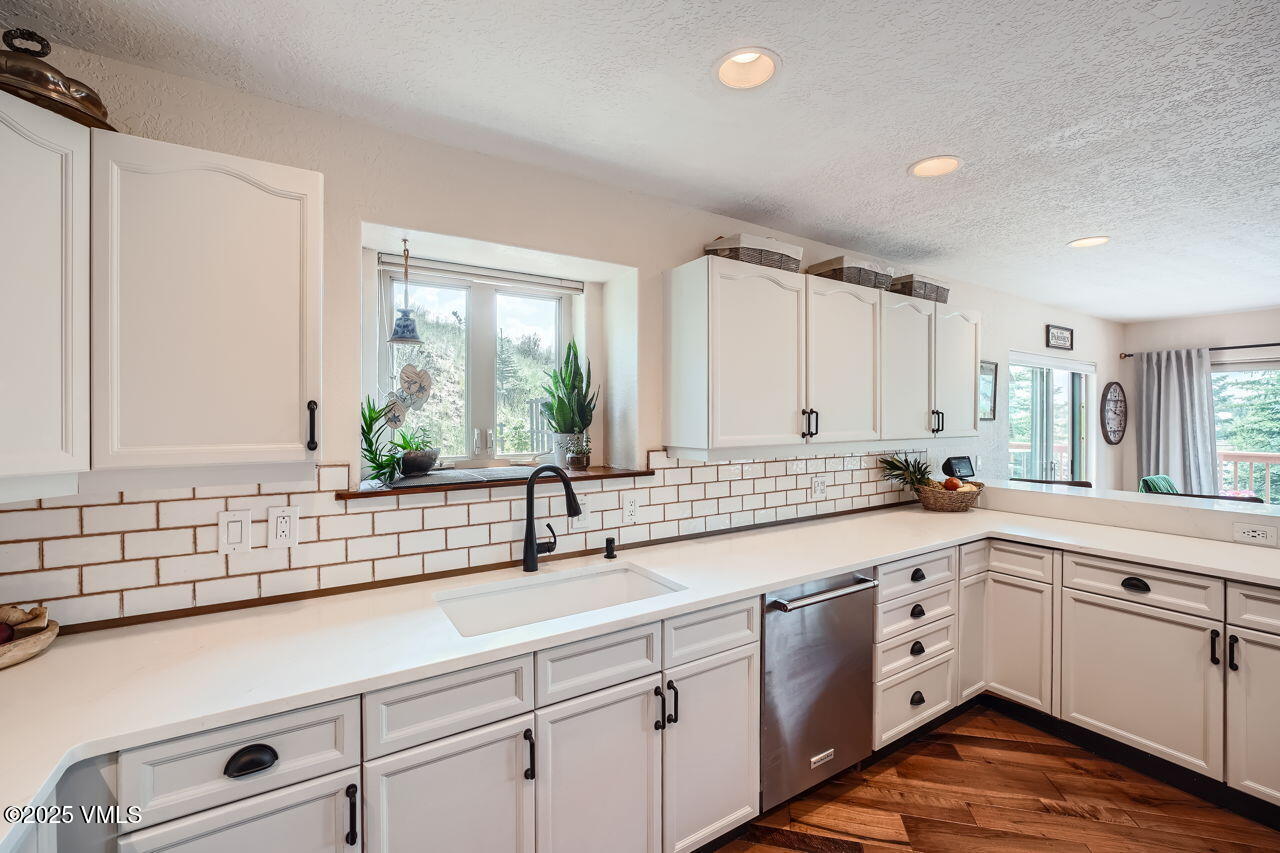 3078 Wildridge Road, Unit D Avon, CO 81620 - Photo 12 of 42 Kitchen