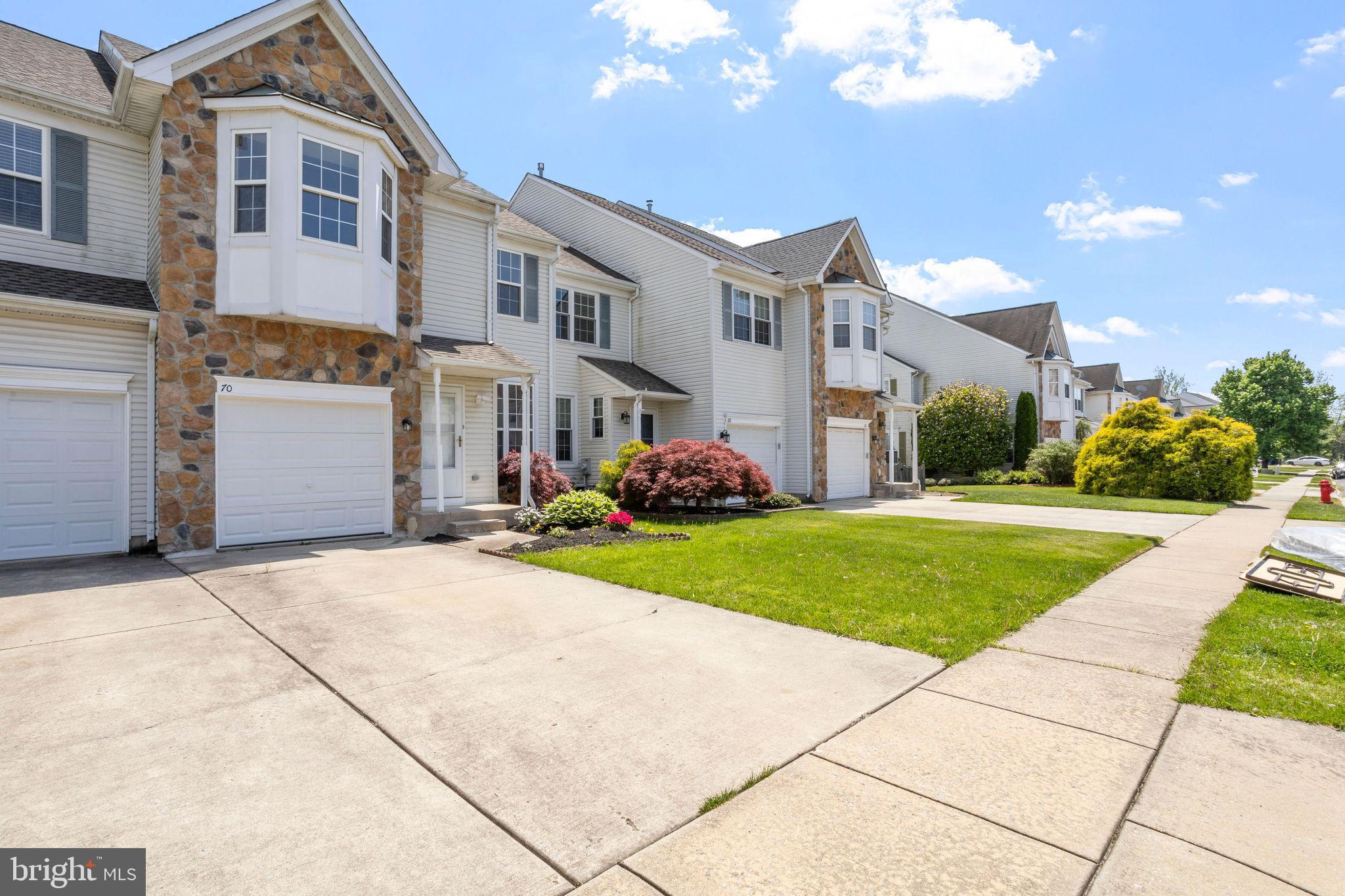 70 Threadleaf Terrace Burlington, NJ 08016 - Photo 3 of 41