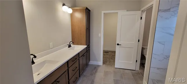 $558,000 | 1447 Guilford Place, Troy, IL 62294