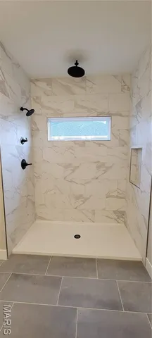 $558,000 | 1447 Guilford Place, Troy, IL 62294