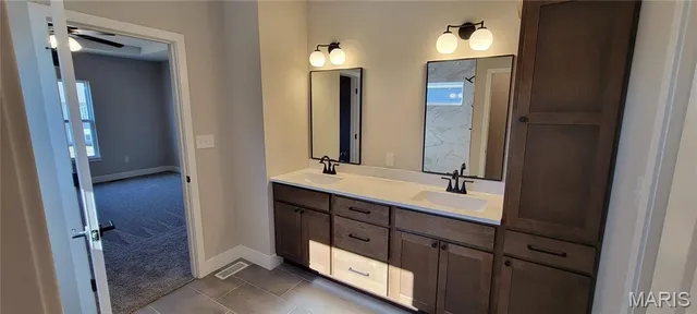 $558,000 | 1447 Guilford Place, Troy, IL 62294