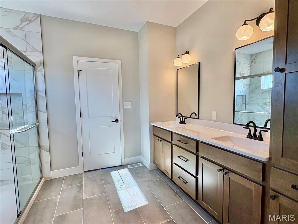 1447 Guilford Place Troy, IL 62294 - Photo 36 of 99