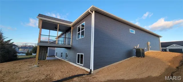 $558,000 | 1447 Guilford Place, Troy, IL 62294