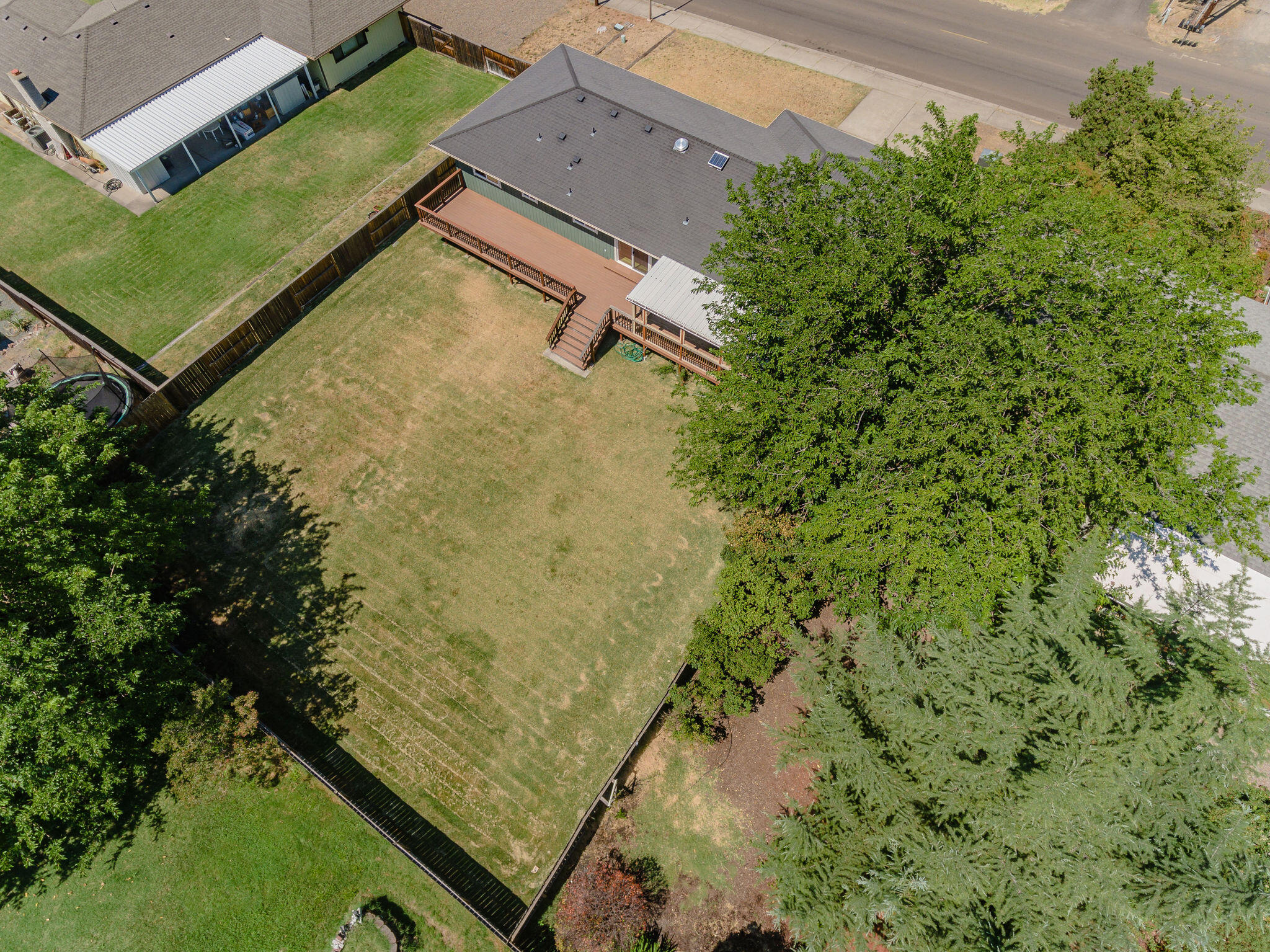 1532 Roberts Road Medford, OR 97504 - Photo 33 of 42 Backyard aerial view