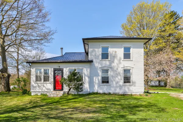 $495,000 | 1614 66th Street, Fennville, MI 49408