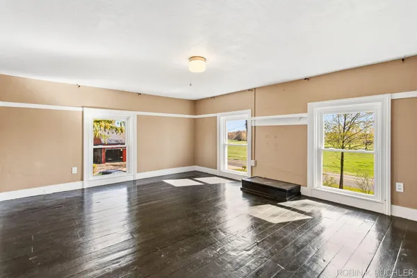$495,000 | 1614 66th Street, Fennville, MI 49408
