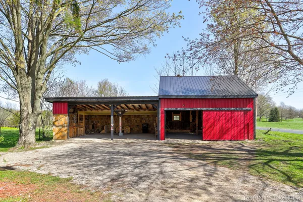 $495,000 | 1614 66th Street, Fennville, MI 49408