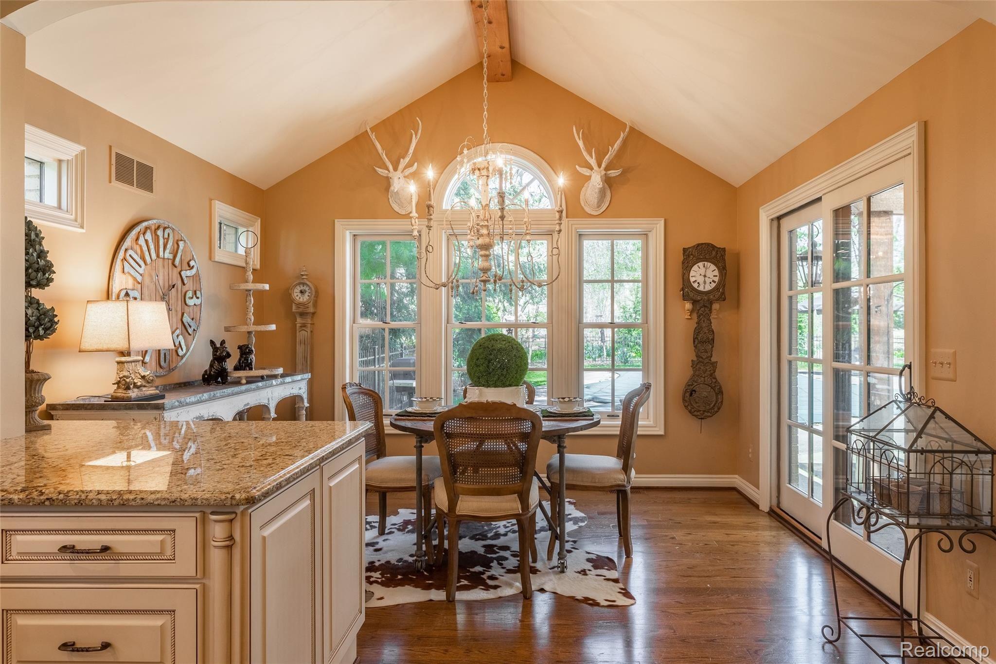 4180 Valley Forge Road Bloomfield Hills, MI 48301 - Photo 13 of 48 244A5971-HDR.jpg