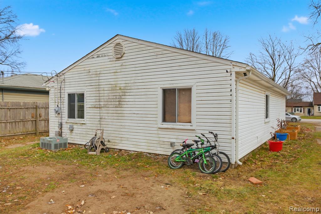 15390 Beech Daly Road Taylor, MI 48180 - Photo 28 of 34 Gallery Image 28