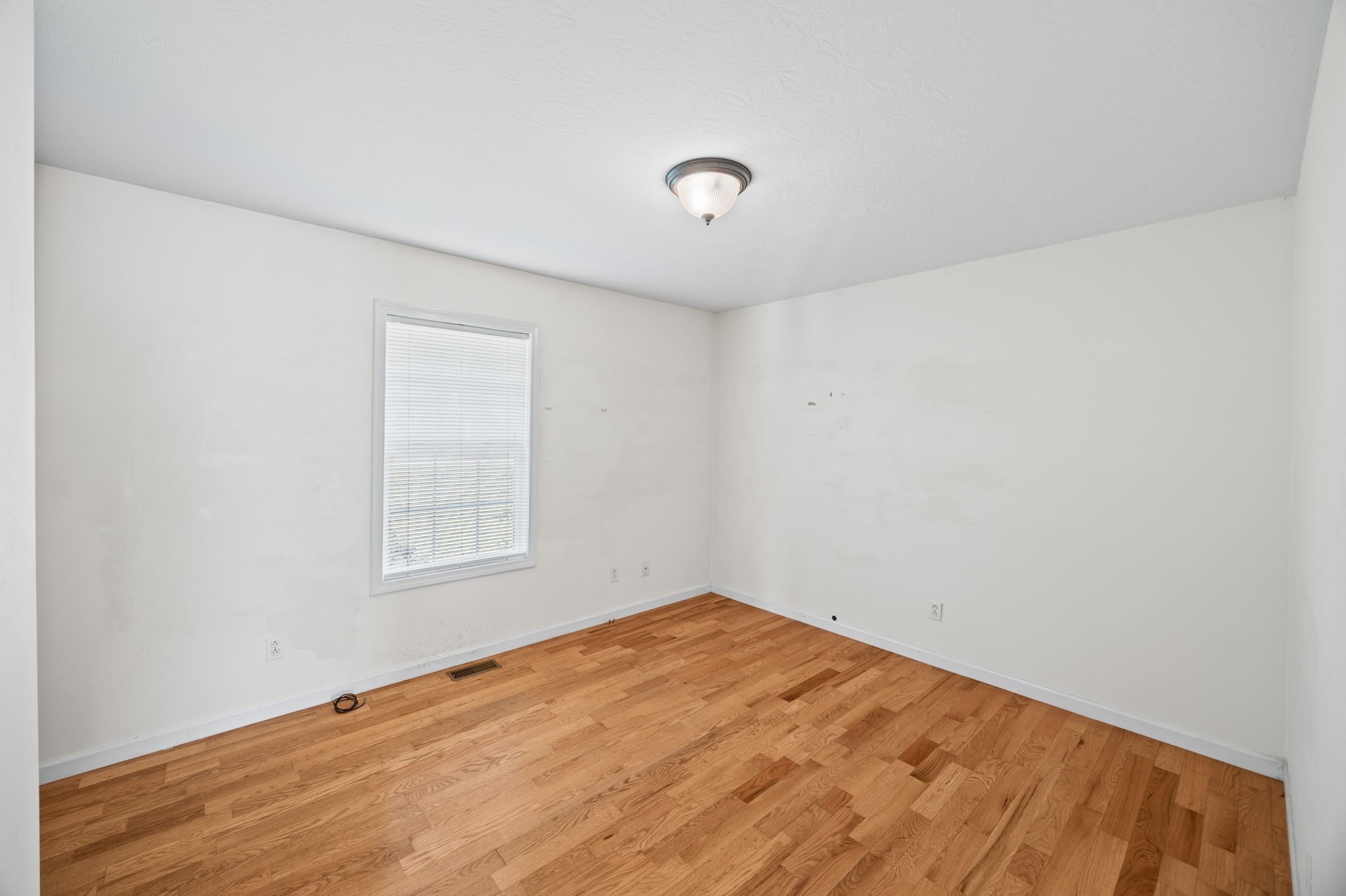 1357 Franklin Loop Clarkrange, TN 38553 - Photo 15 of 37 an empty room with a window