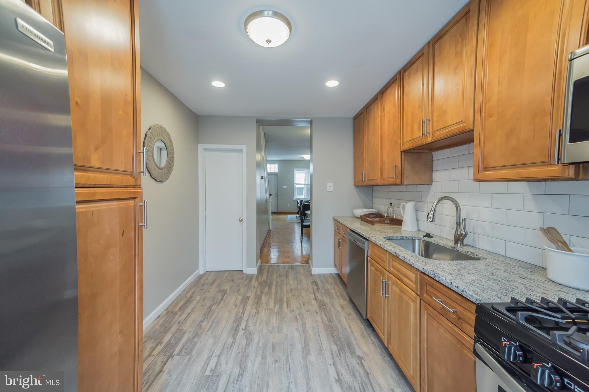 630 Durfor Street Philadelphia, PA 19148 - Photo 11 of 25