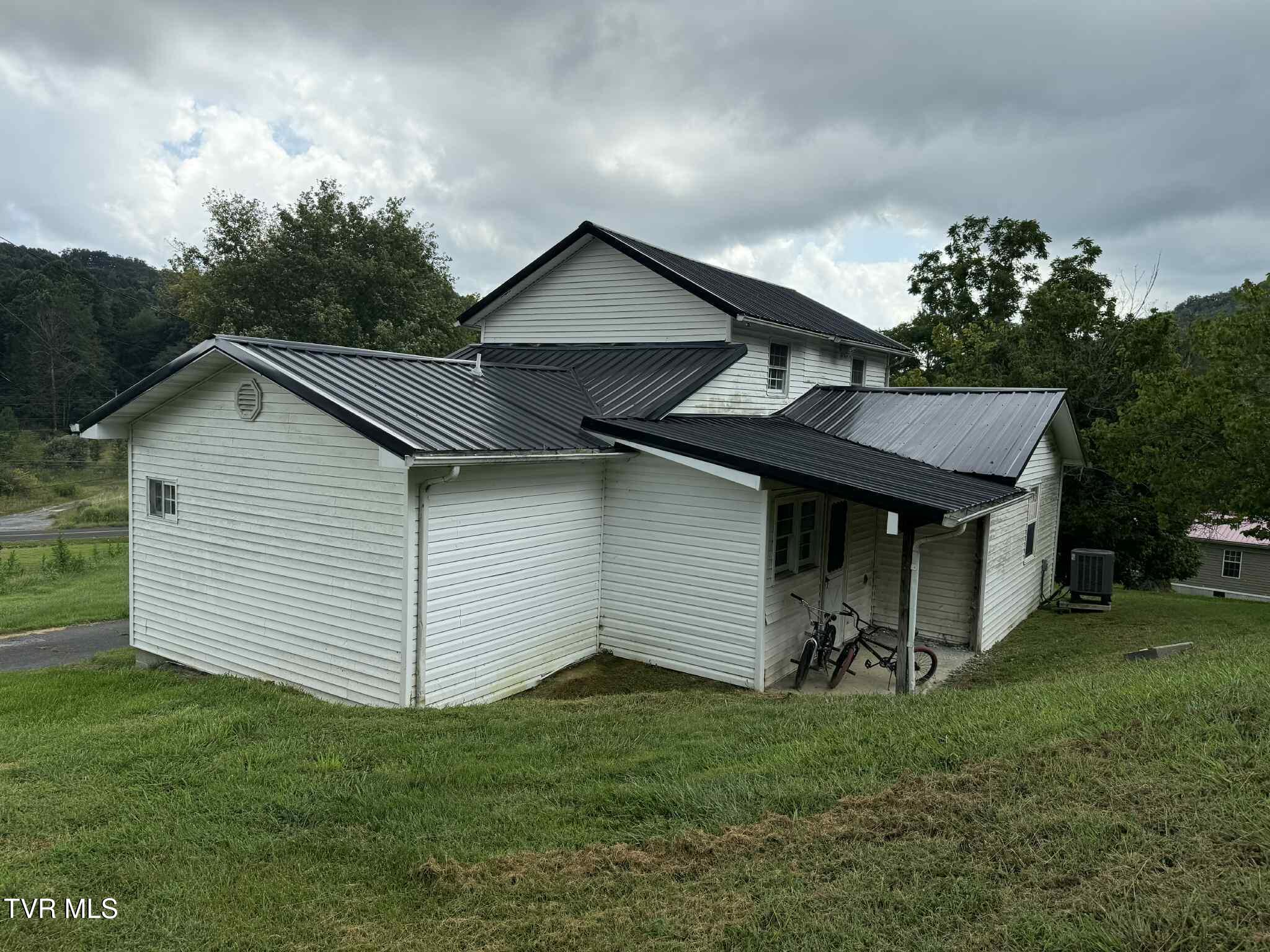 8309 Maddison Lane Wise, VA 24293 - Photo 3 of 25 ef3ef34f34f