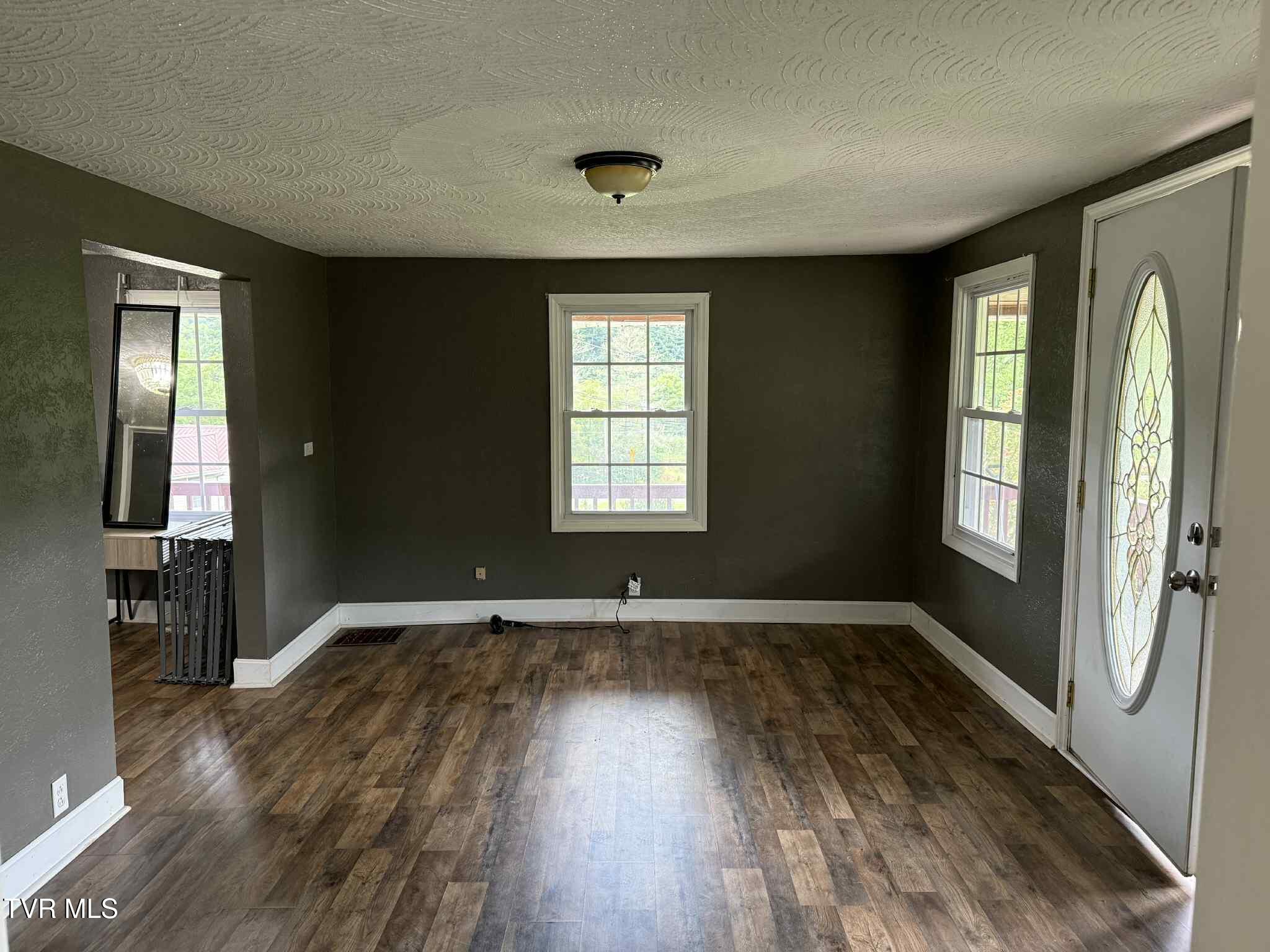 8309 Maddison Lane Wise, VA 24293 - Photo 7 of 25 3ef3ef3ef3e