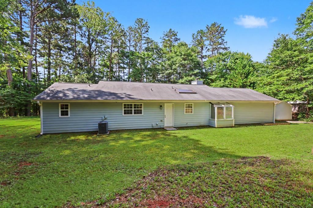338 Hunters Run Jefferson, GA 30549 - Photo 9 of 29
