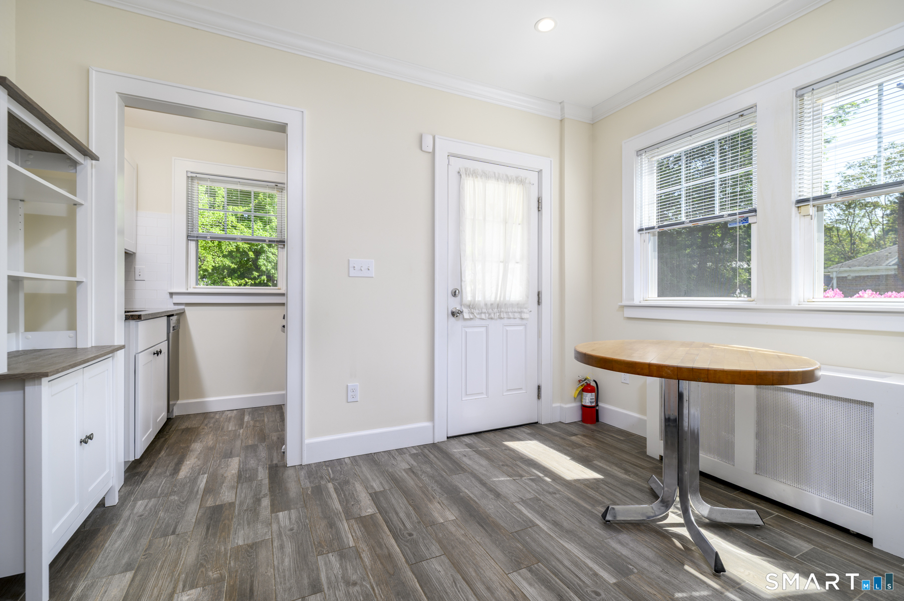 16 Vine Road Stamford, CT 06905 - Photo 6 of 13