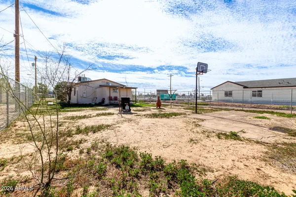 $170,000 | 460 West Spruell Avenue, Coolidge, AZ 85128