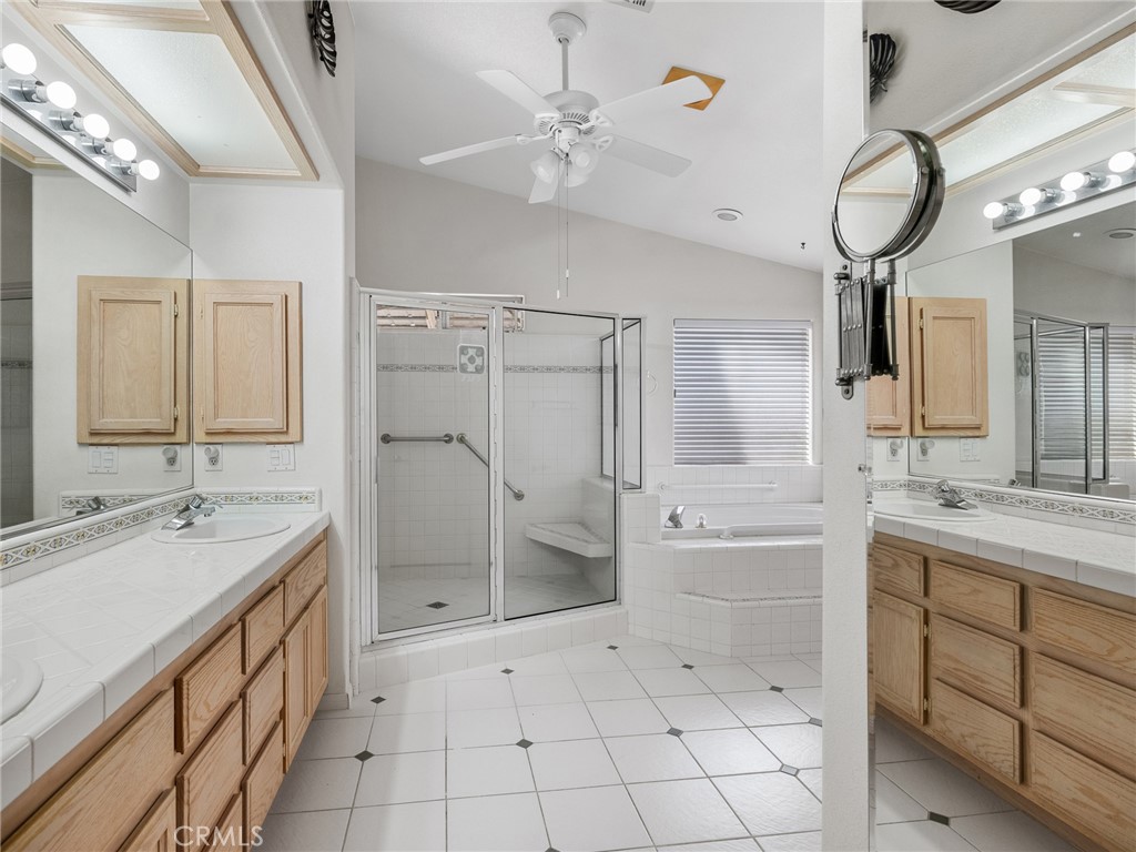 16992 Joshua Road Apple Valley, CA 92307 - Photo 28 of 57