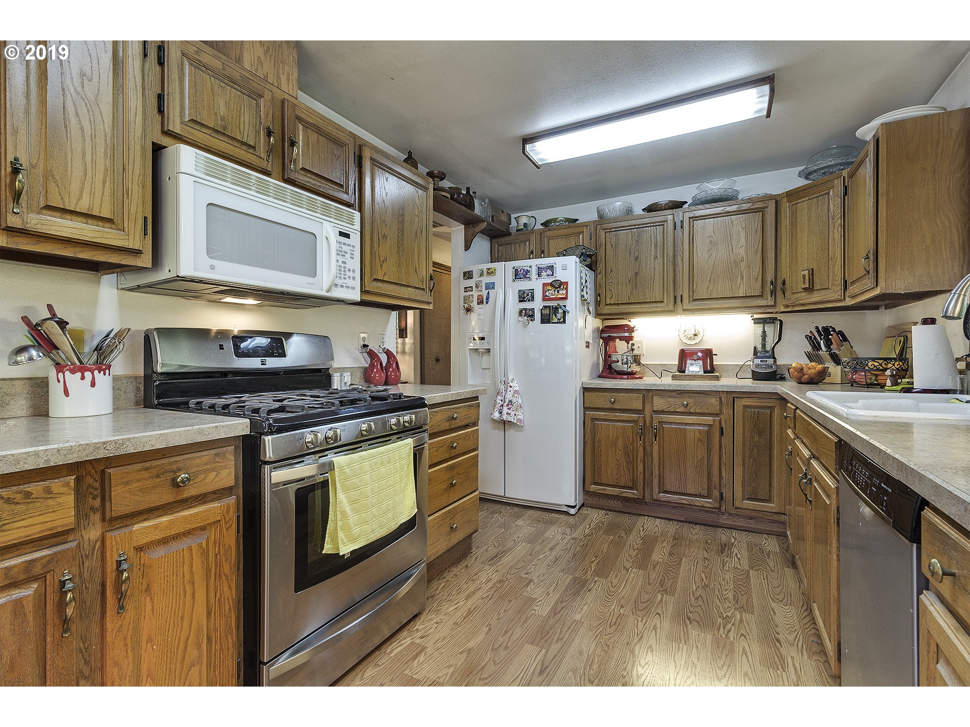 11631 Northwest Laidlaw Road Portland, OR 97229 - Photo 9 of 23 Gallery Image 9