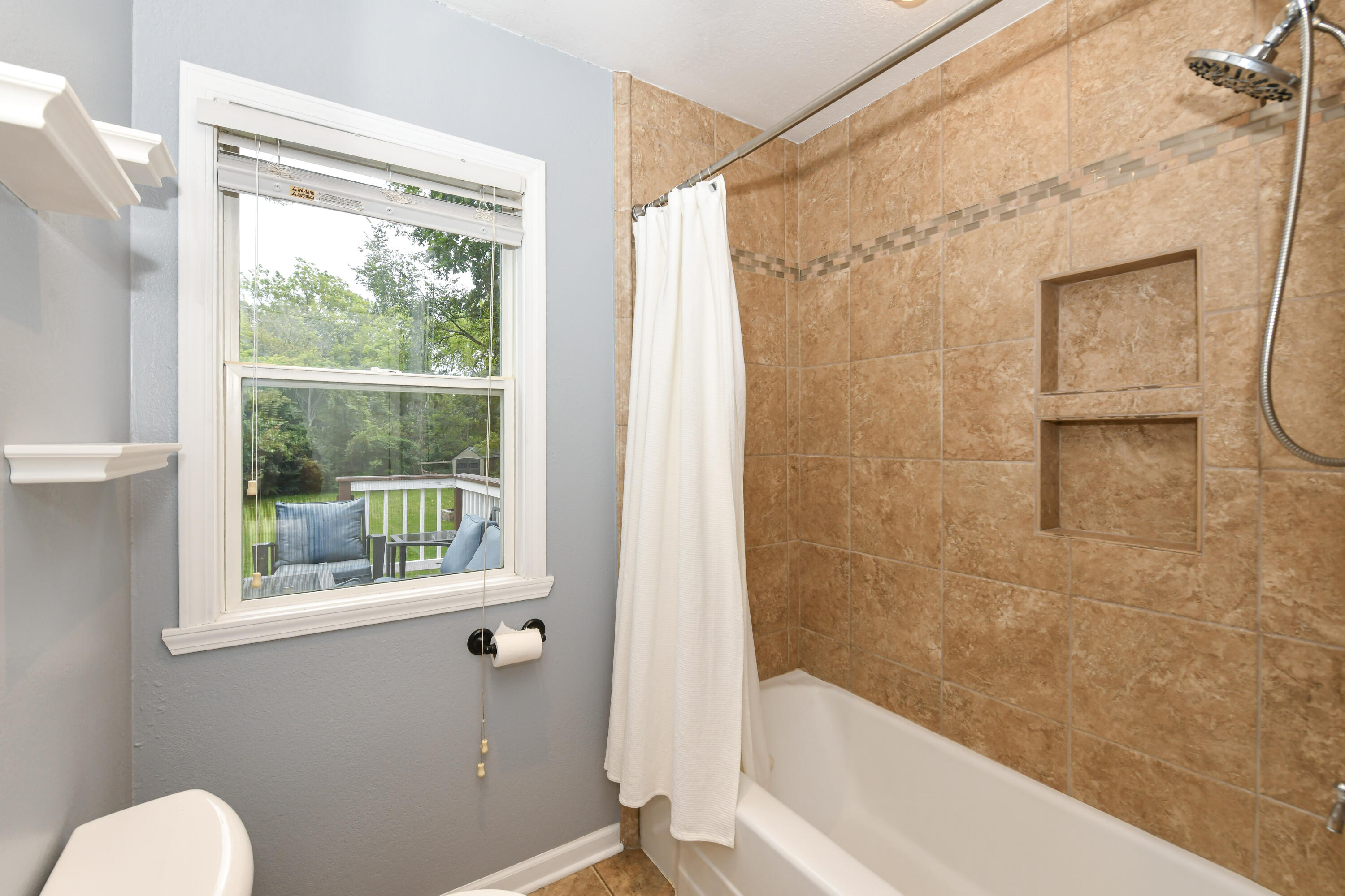 8725 Racine Avenue Norway, WI 53185 - Photo 20 of 36 HEN_8635