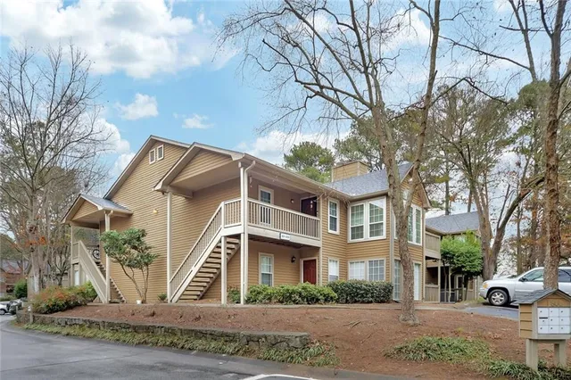 $238,880 | 1807 Country Park Drive, Smyrna, GA 30080