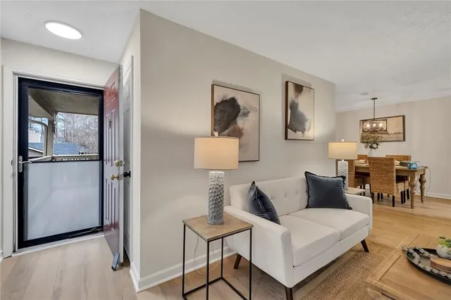 $238,880 | 1807 Country Park Drive, Smyrna, GA 30080