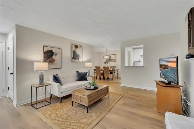 $238,880 | 1807 Country Park Drive, Smyrna, GA 30080