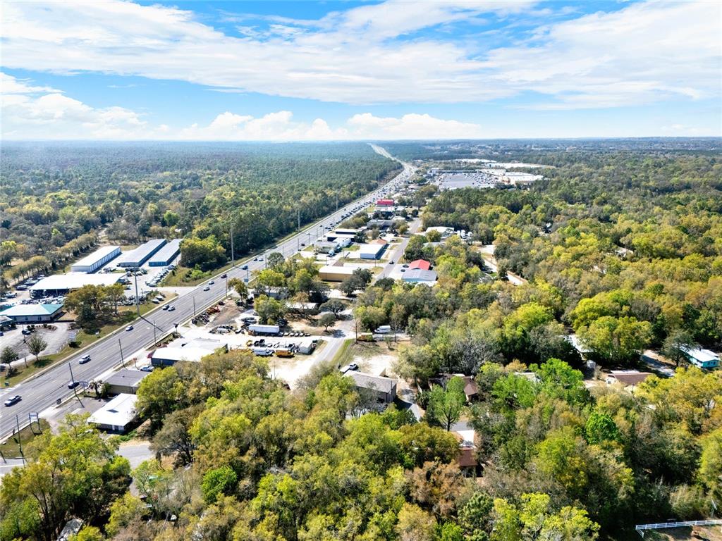 709 South Smith Avenue Inverness, FL 34453 - Photo 16 of 17 a view of a city