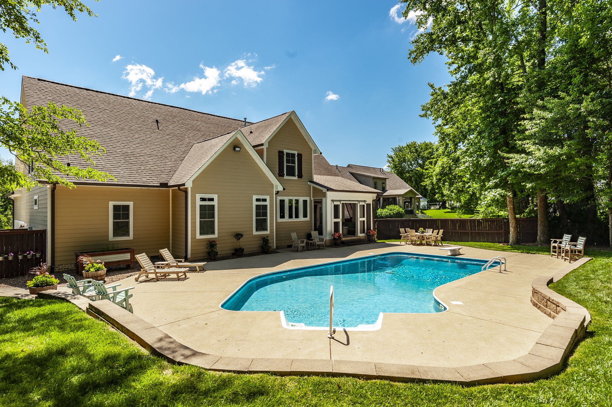 1956 Lake Road Greenbrier, TN 37073 - Photo 57 of 70 a view of a house with swimming pool and sitting area