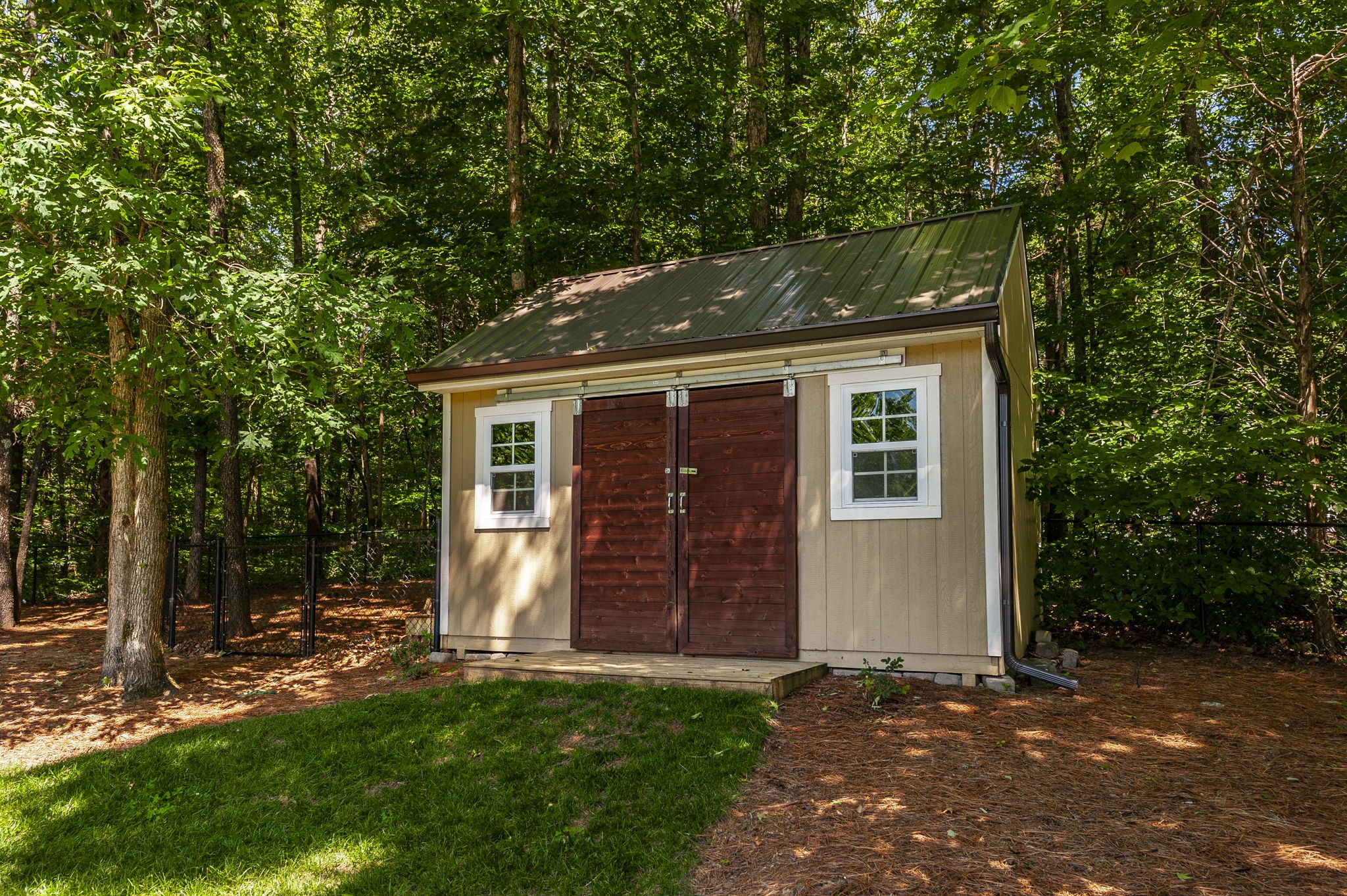 1956 Lake Road Greenbrier, TN 37073 - Photo 58 of 70 front view of house with a yard