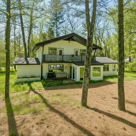 $675,000 | W1344 Deerpath Lane, Keshena, WI 54135