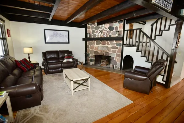 $665,000 | W1344 Deerpath Lane, Keshena, WI 54135